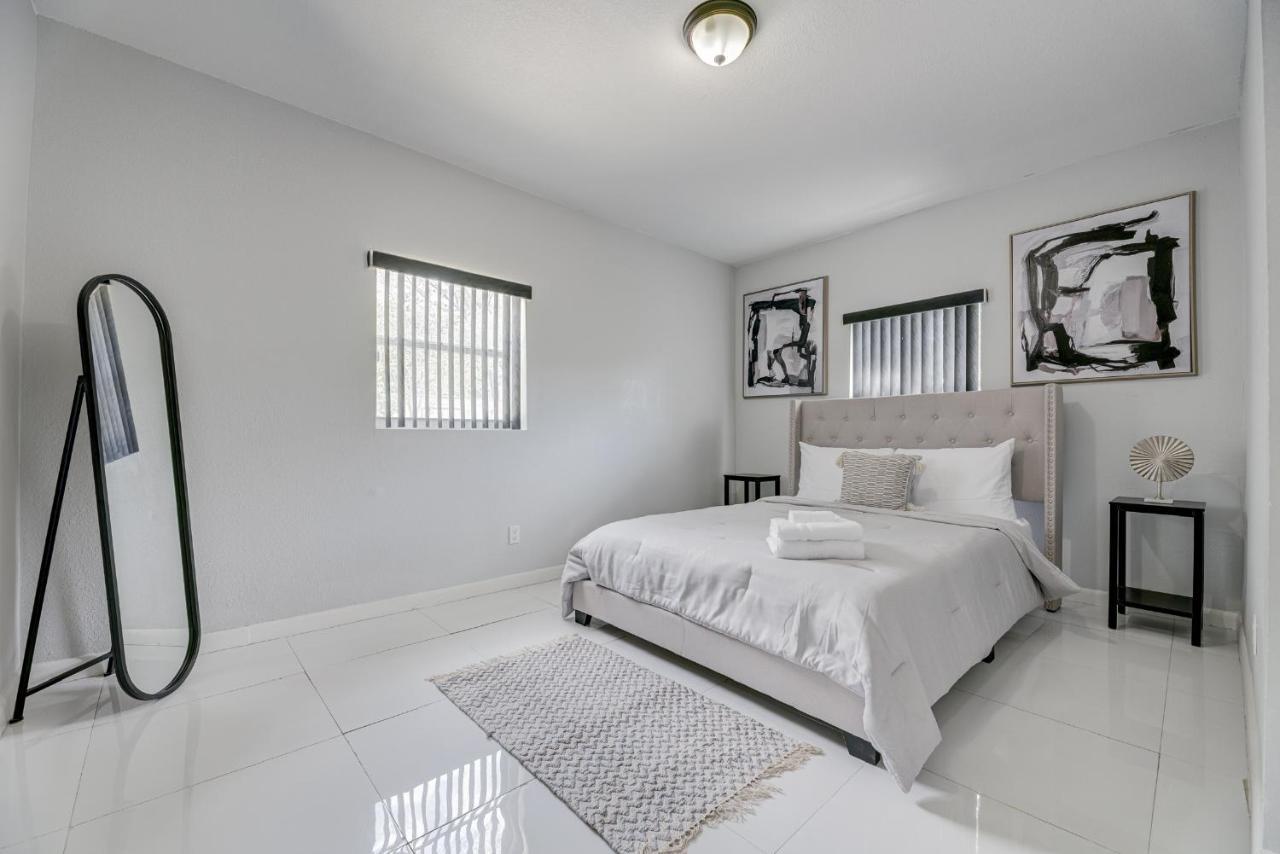 Deco Drive Miami • Near Hard Rock Stadium • South Beach • Wynwood 外观 照片